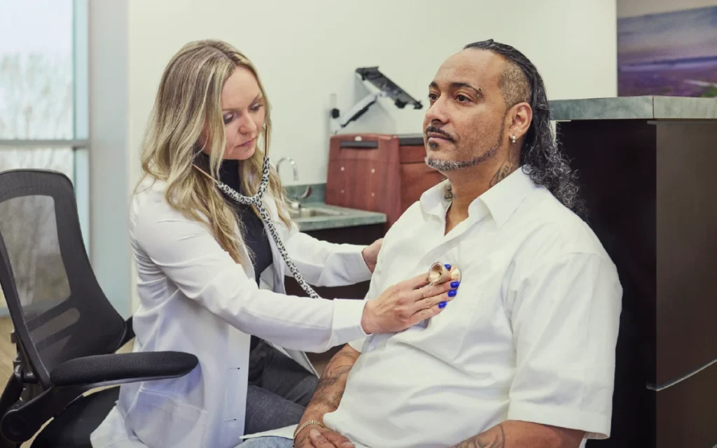 Doctor compassionately talking with a patient - drug rehabilitation centers in jacksonville fl